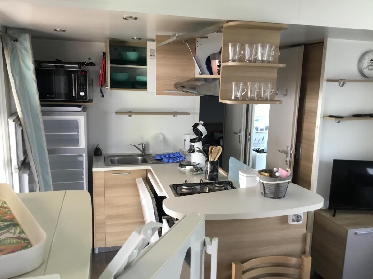 Frejus Tout Confort, Climatisation,Linge De Lit Et De Toilette, Coffre Fort, Ventilations Au Plafond Chambres Et Wifi Possible ภายนอก รูปภาพ